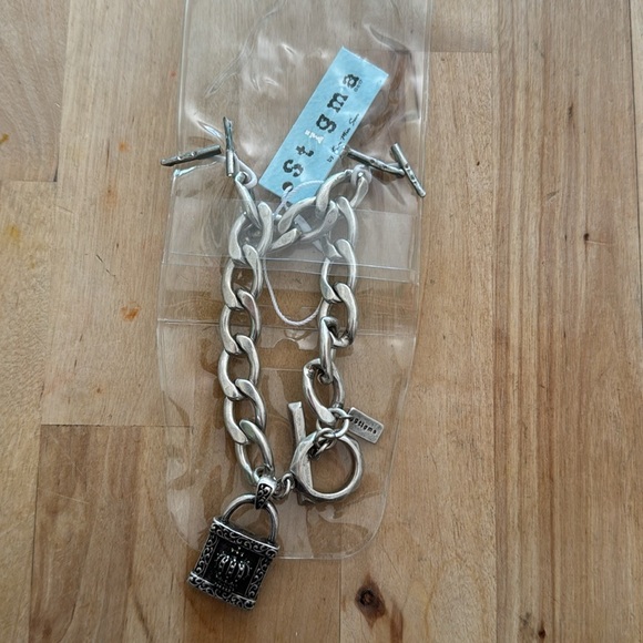 Stigma Silver Chunky Chain Link Dangle Bracelet Crown Pendant - Picture 1 of 4